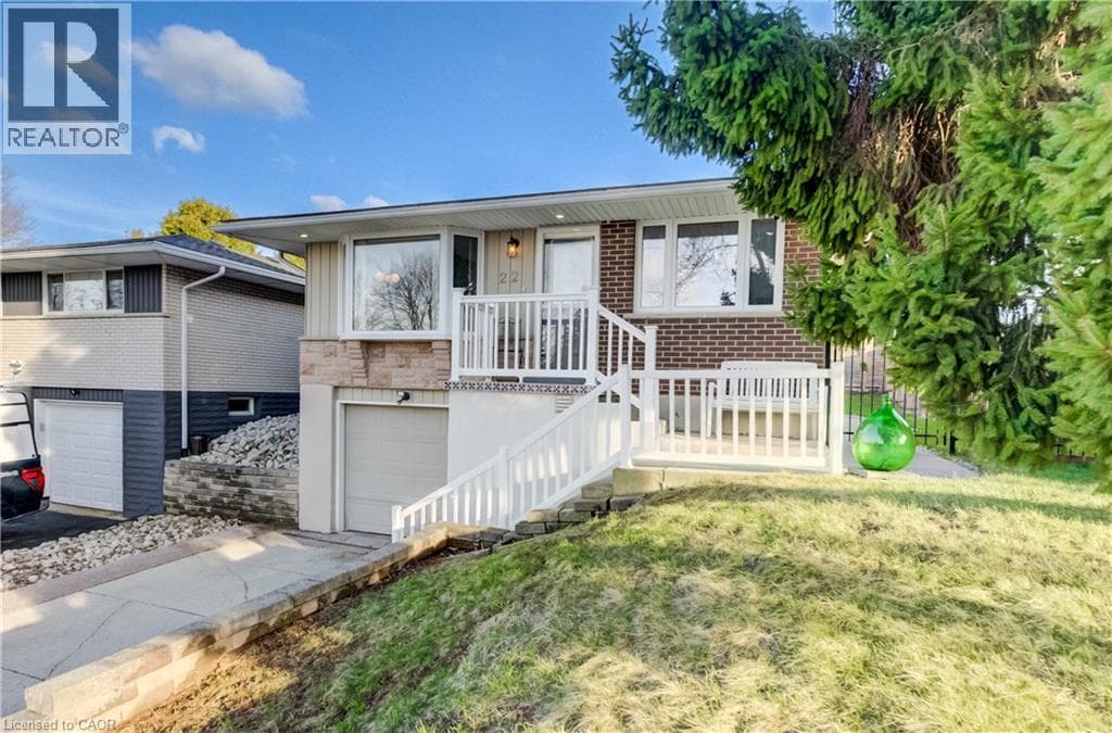 22 DUNCAIRN Avenue, Kitchener, Ontario N2M4S4 - Photo 3