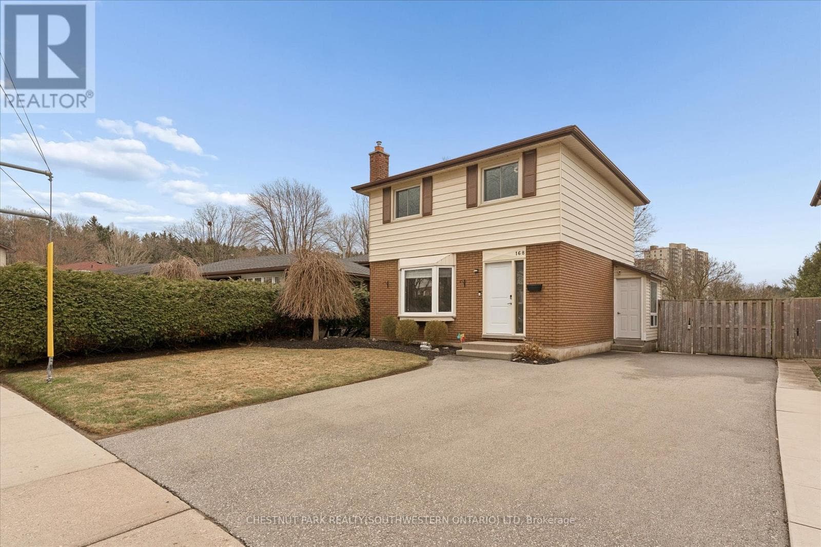 168 Green Valley Drive, Kitchener, Ontario N2P1C4 - Photo 2