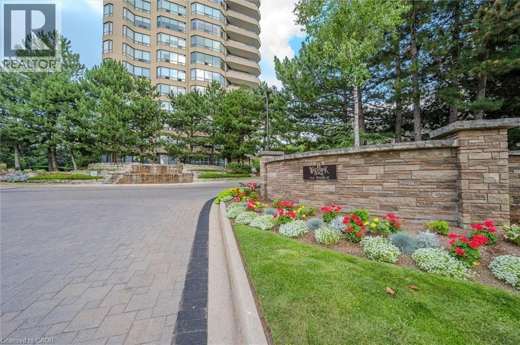 6 WILLOW Street Unit 602, Waterloo, Ontario N2J4S3 - Photo 2