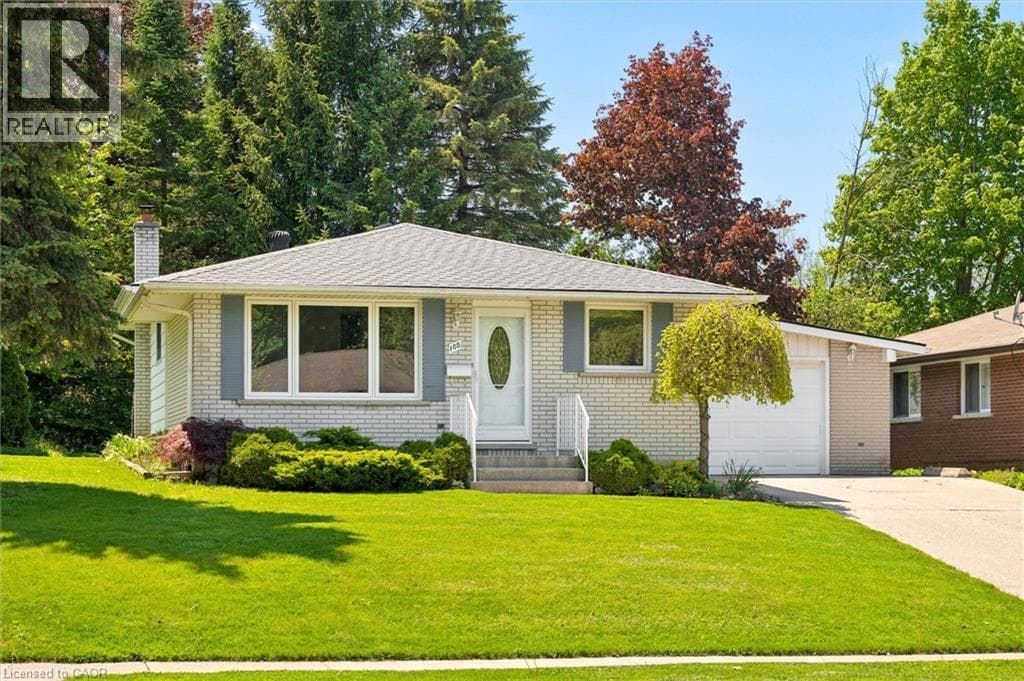 105 SILVERSPRING Crescent, Kitchener, Ontario N2M4P3