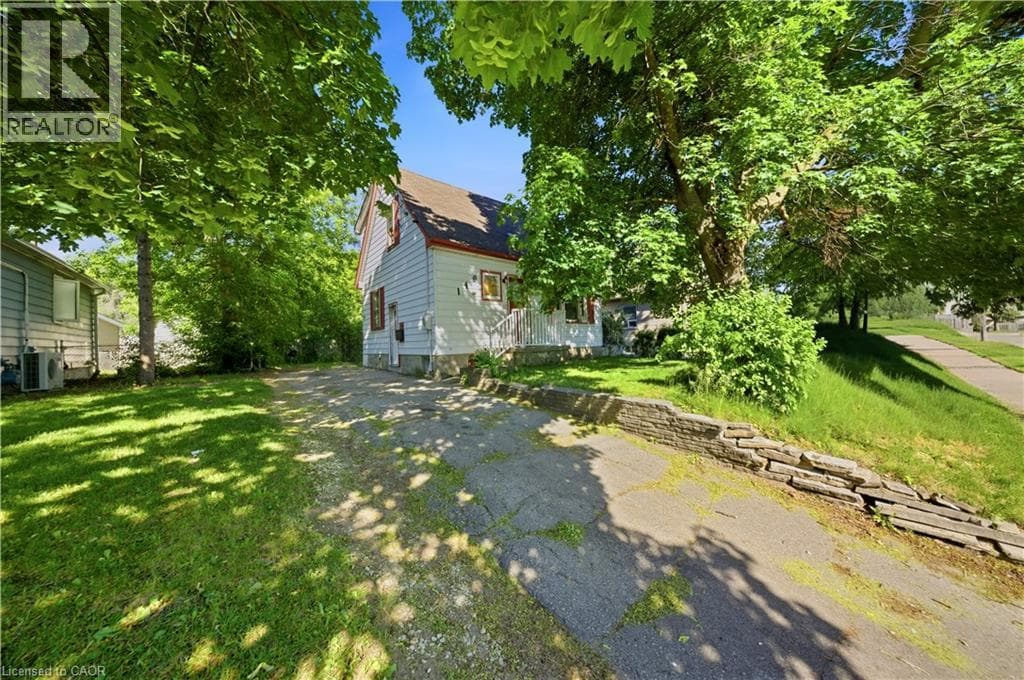 149 BIRCH Avenue, Kitchener, Ontario N2H4W7 - Photo 2