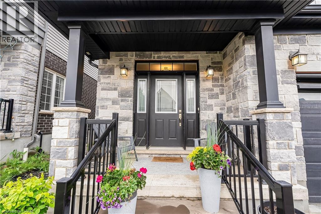 626 WILD RYE Street, Waterloo, Ontario N2V0E3 - Photo 2