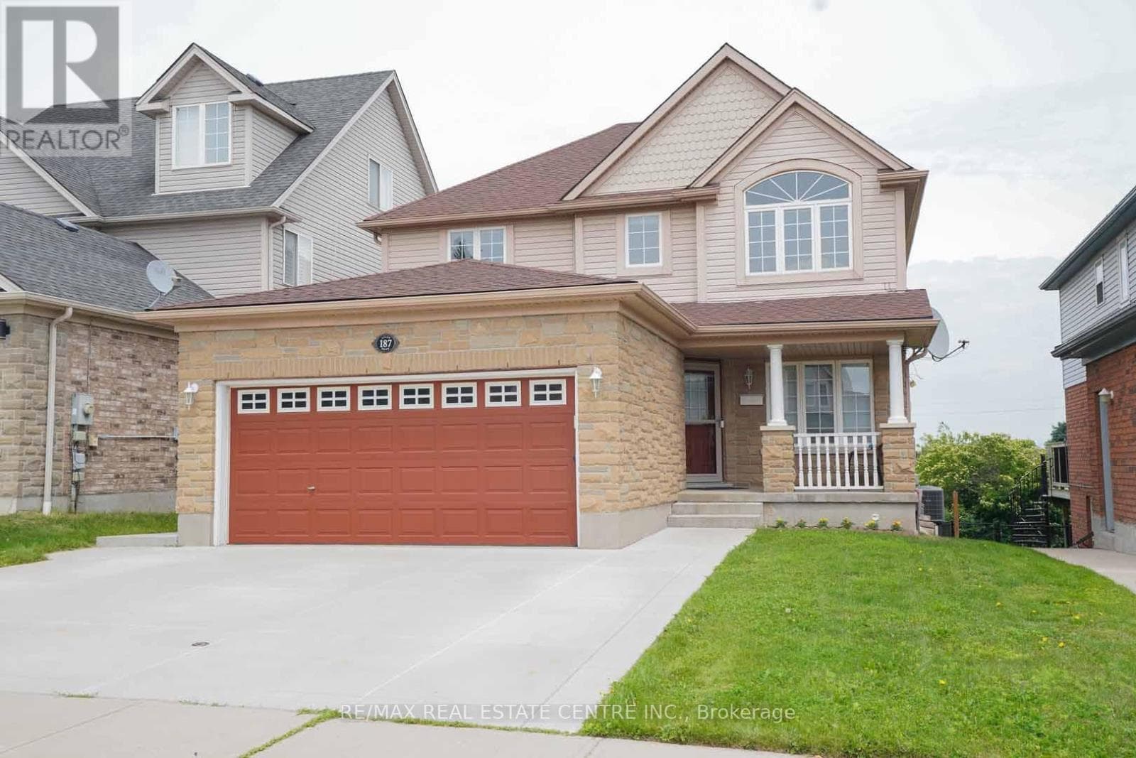 187 Adler Drive, Cambridge, Ontario N3C4J5 - Photo 2