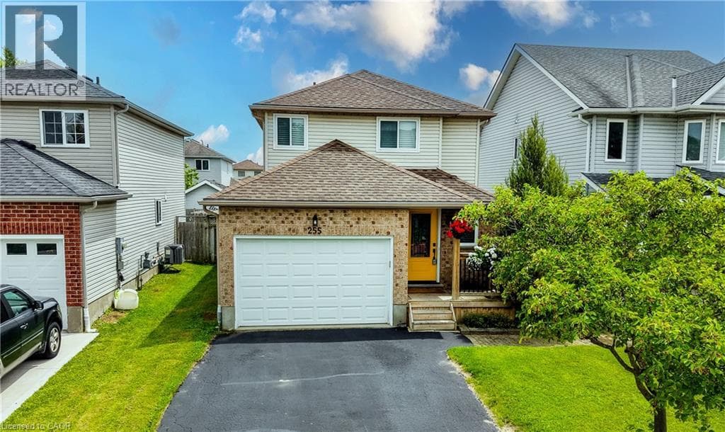 255 HIGHBROOK Crescent, Kitchener, Ontario N2E3P6