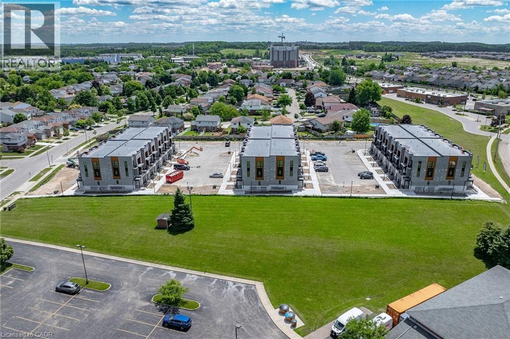 525 ERINBROOK Drive Unit C052, Kitchener, Ontario N2E3T1 - Photo 3