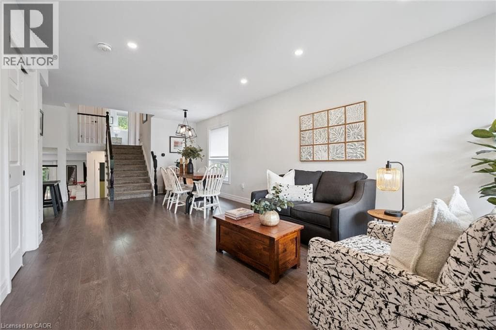142 MARL MEADOW Drive, Kitchener, Ontario N2R1L3 - Photo 3