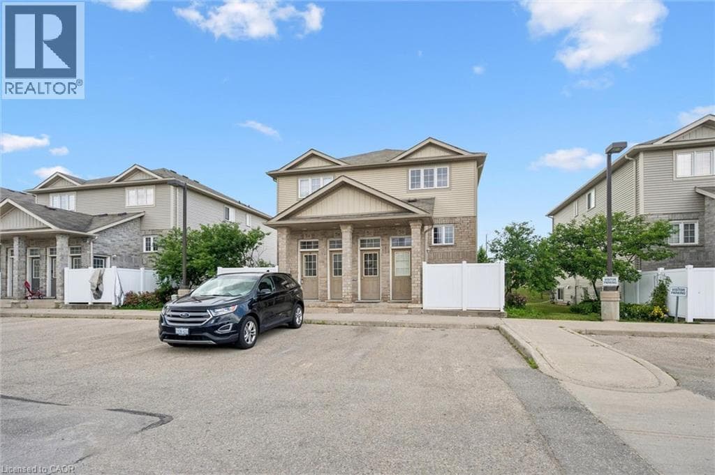 240 WESTMEADOW Drive Unit 5A, Kitchener, Ontario N2N0A1 - Photo 2