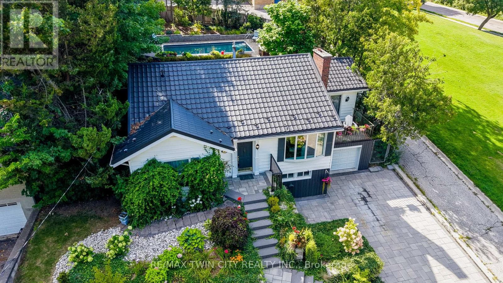 24 Forest Road, Cambridge, Ontario N1S3B2 - Photo 2