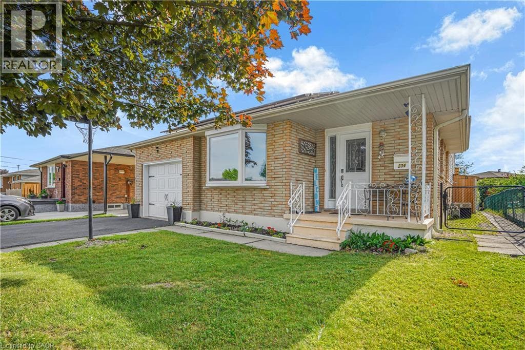 234 THUNDERBIRD Drive, Cambridge, Ontario N1R6H5