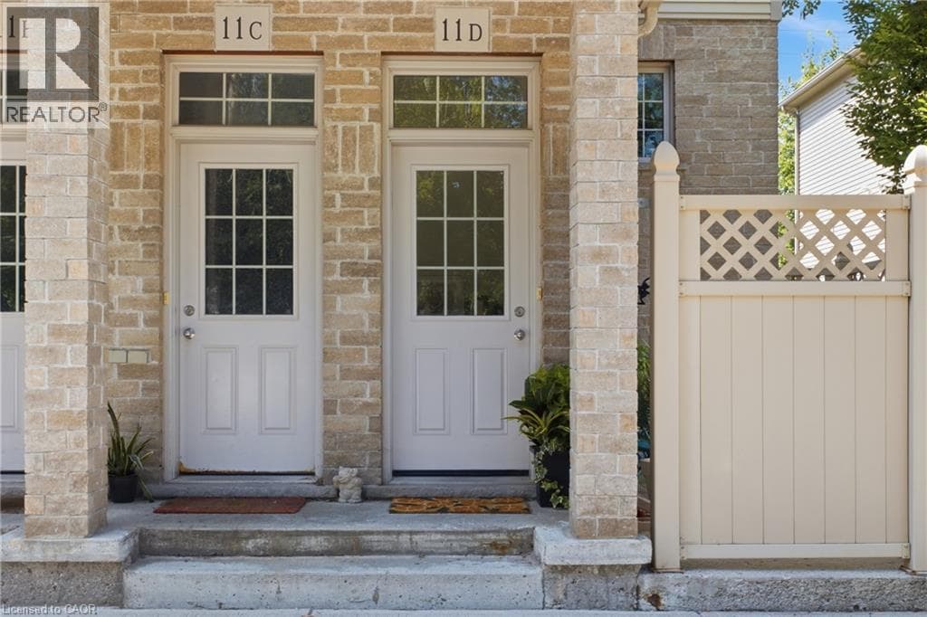 1941 OTTAWA Street Unit D11, Kitchener, Ontario N2E0C2 - Photo 3