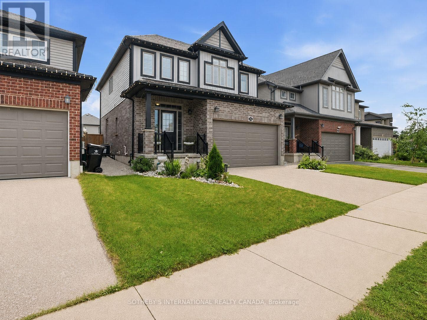 356 Freure Drive, Cambridge, Ontario N1S0B5 - Photo 3