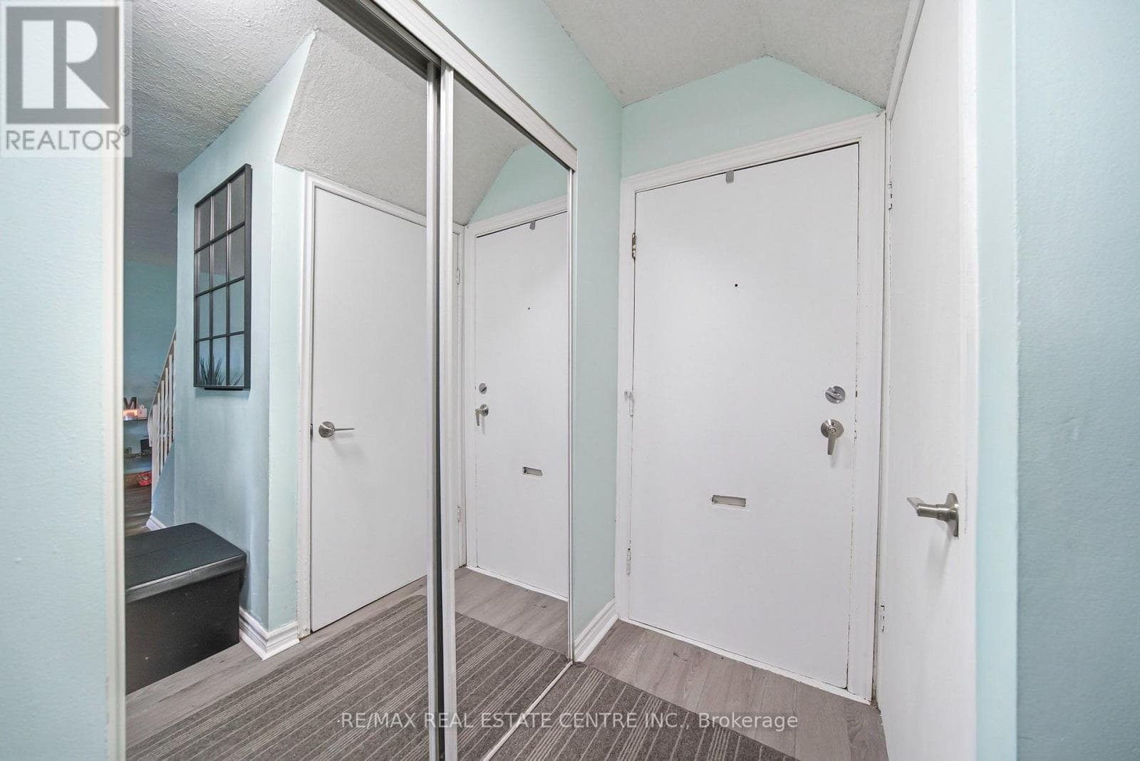 766 Walter Street Unit I, Cambridge, Ontario N3H4P3 - Photo 2