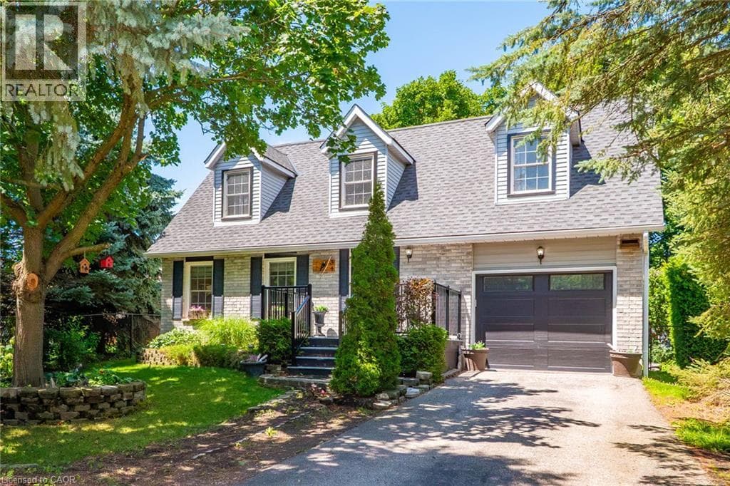 34 PEACHTREE Crescent, Cambridge, Ontario N1S4W5 - Photo 3