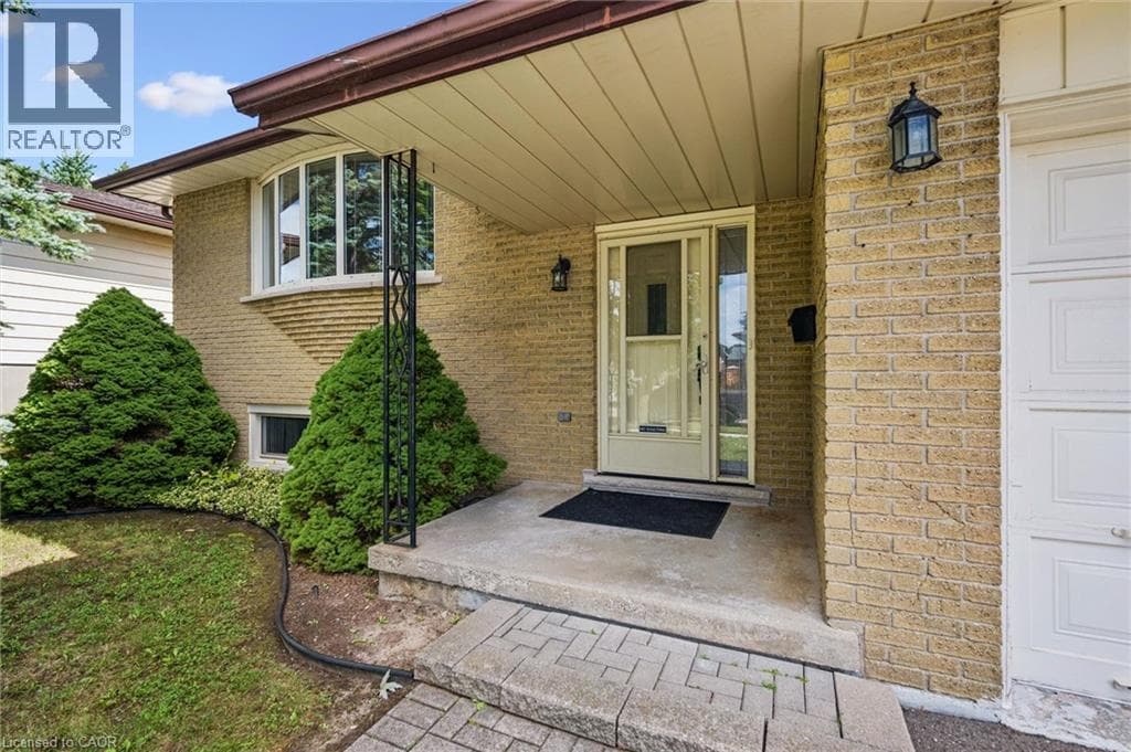309 TOLL GATE Boulevard, Waterloo, Ontario N2L4M5 - Photo 3