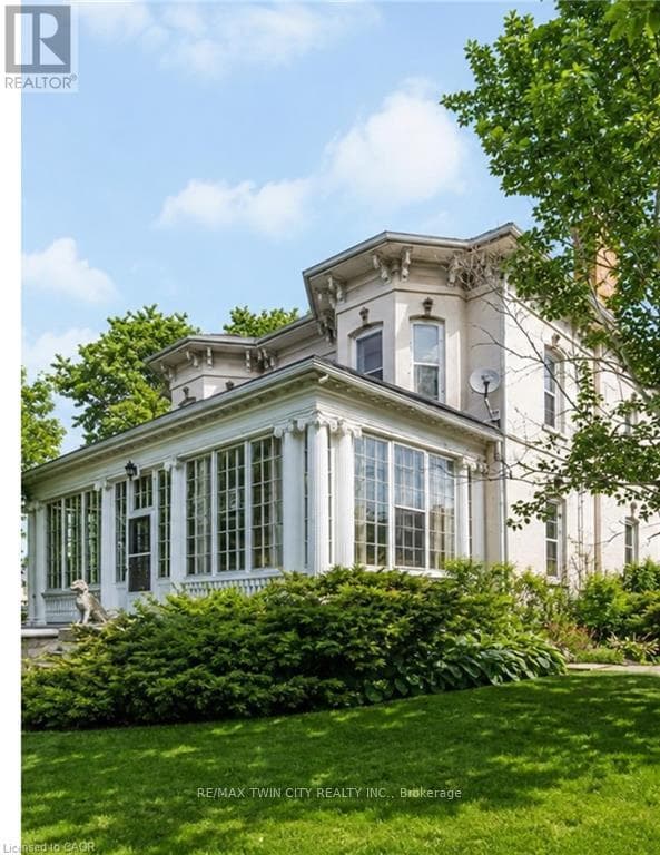 66 Park Hill Road, Cambridge, Ontario N1R1P7 - Photo 2