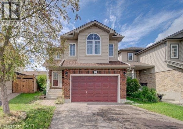 1064 COPPER LEAF Crescent, Kitchener, Ontario N2E3W4
