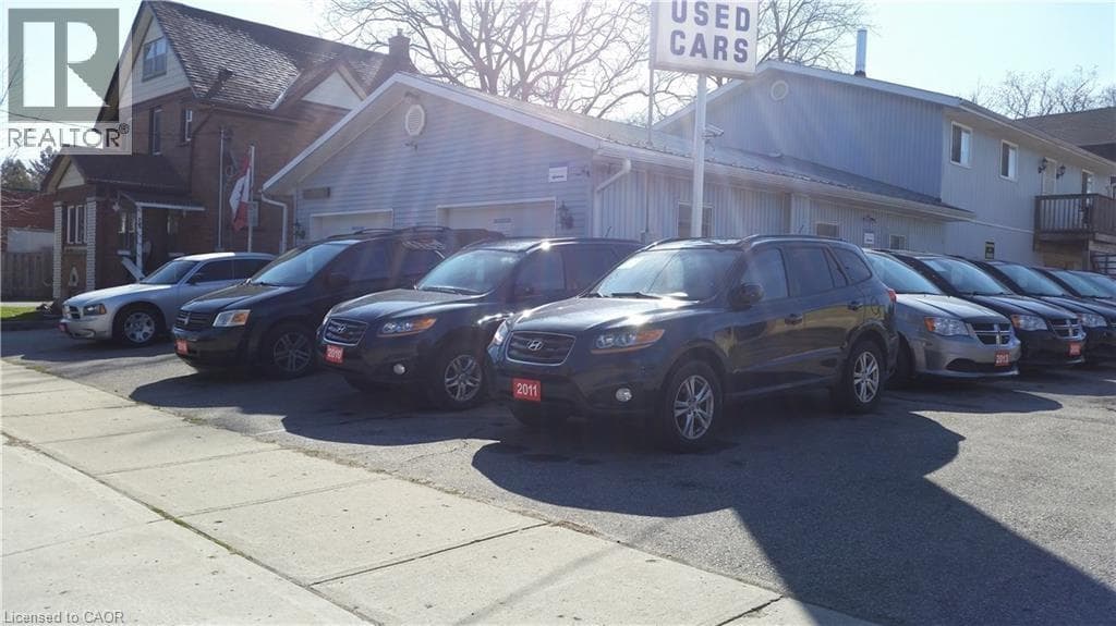 227 LOUISA Street, Kitchener, Ontario N2H5M6 - Photo 2