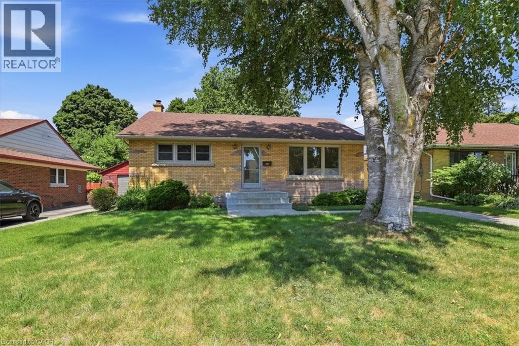 184 MURDOCK Avenue, Waterloo, Ontario N2J2M5 - Photo 2